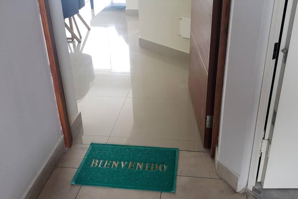 Apartamento De Estreno Con Balcon Frente Al Mar. Lima Exterior foto